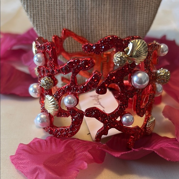 Betsey Johnson Red and Gold Pearl Necklace Set - Picture 2 of 7